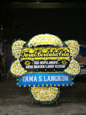 Papan Bunga Duka di Baktijaya